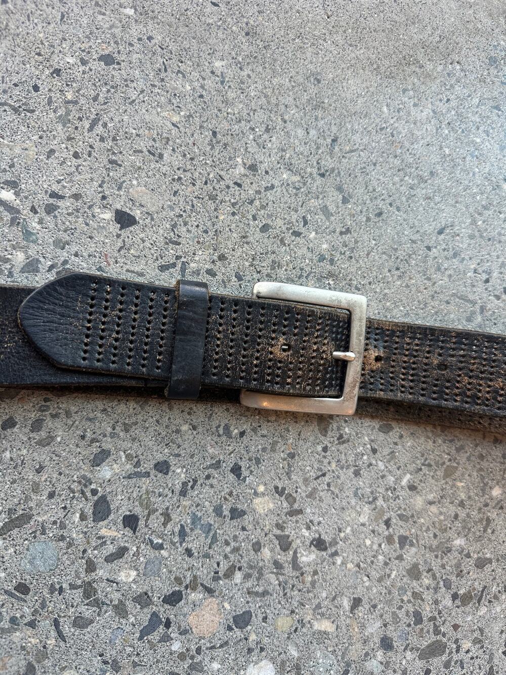 Bill Adler Men’s 32 Belt Black Leather Perforated Silver Buckle Distressed
